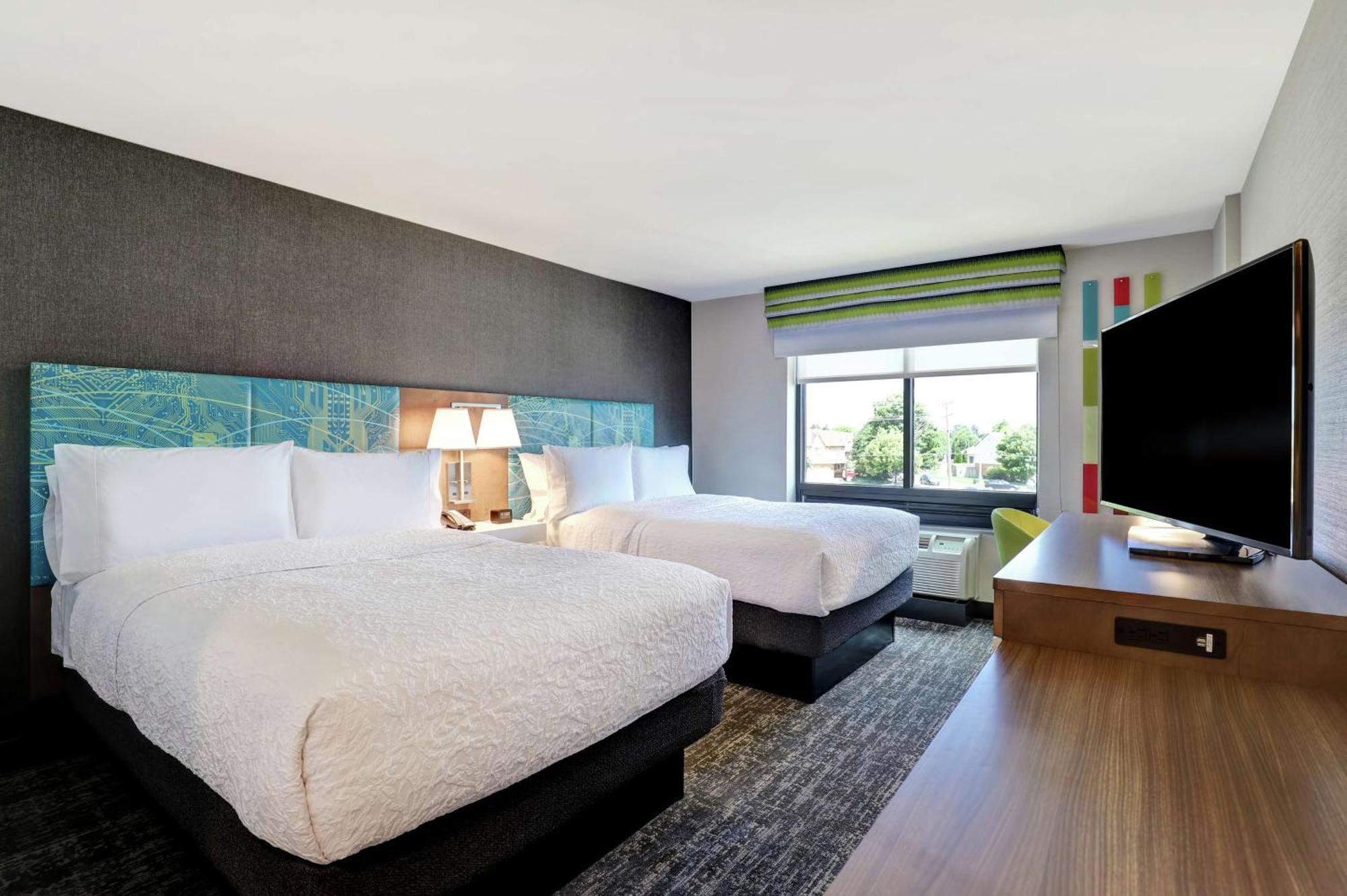 Hampton St. Catharines Niagara 3*